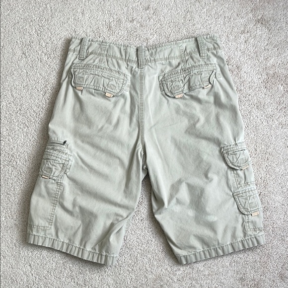 Canyon River Blues Tan Cargo Shorts with Belt - Picture 8 of 8